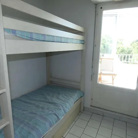 Avec Piscine, Climatisation, Garage, A 300m - Fr-1-328-259 Apartment *