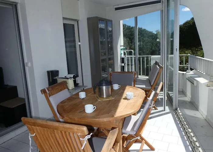 Avec Piscine, Climatisation, Garage, A 300m - Fr-1-328-259 아파트 *